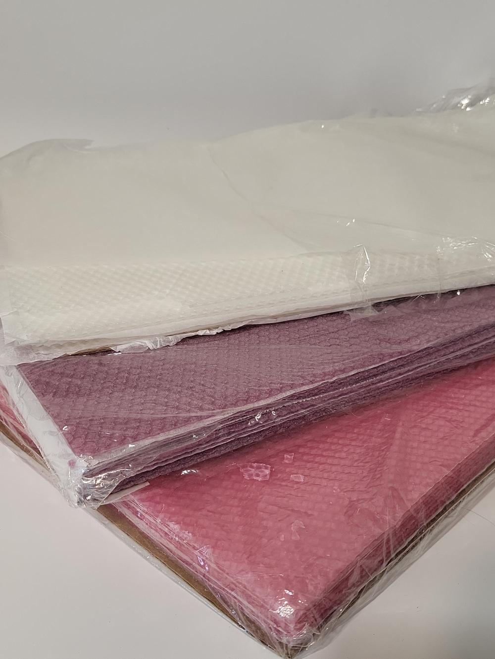 Vintage Candle Supplies Beeswax 26 Sheets 16.5" x 8.5" Canada